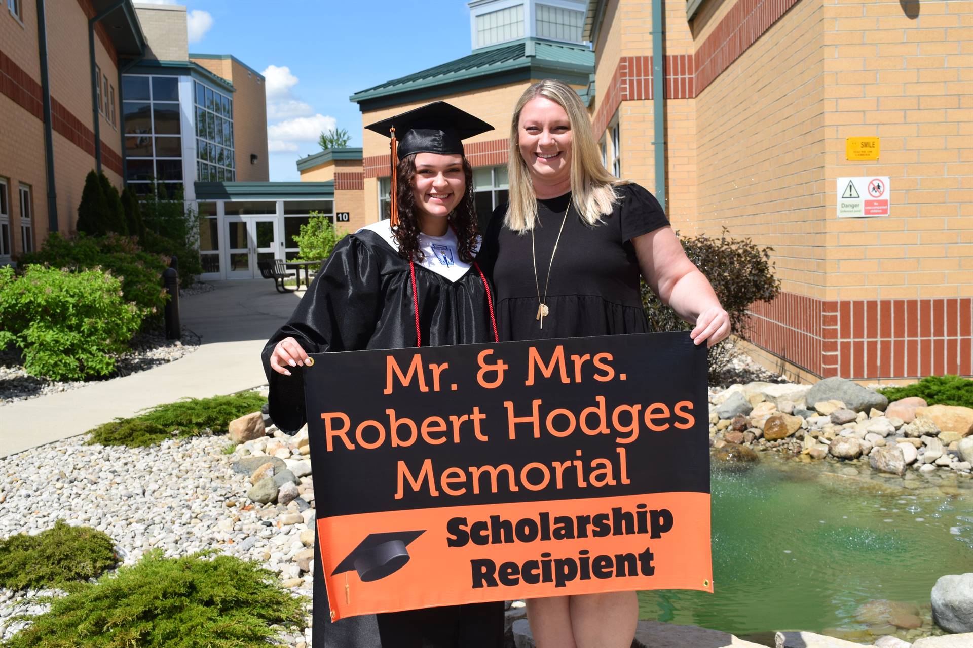 Delane Mullen Mr & Mrs. Robert Hodges Memorial Scholarship
