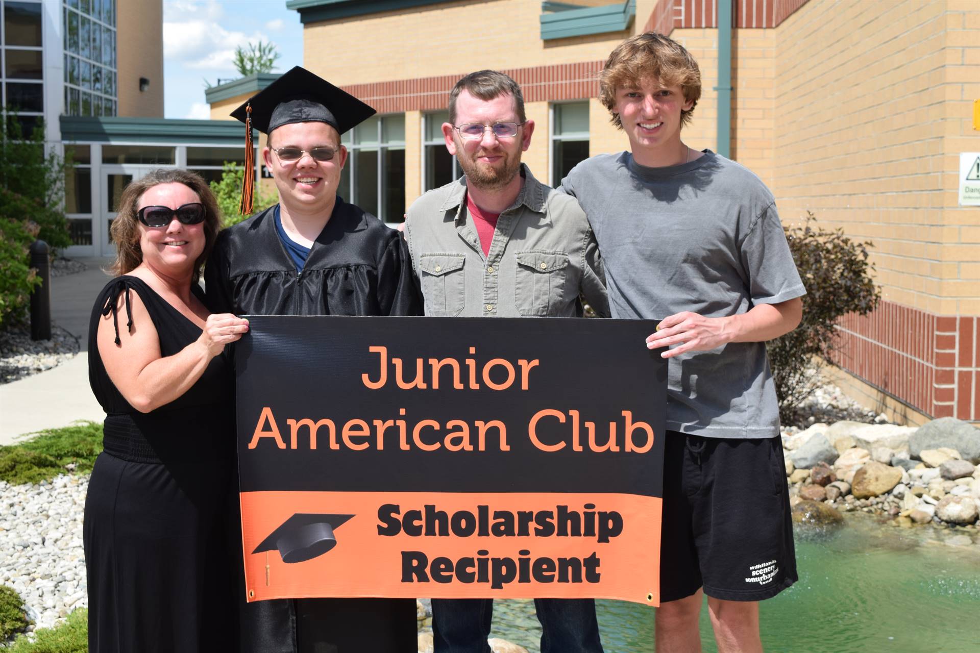 Landon Martin Junior American Club Scholarship
