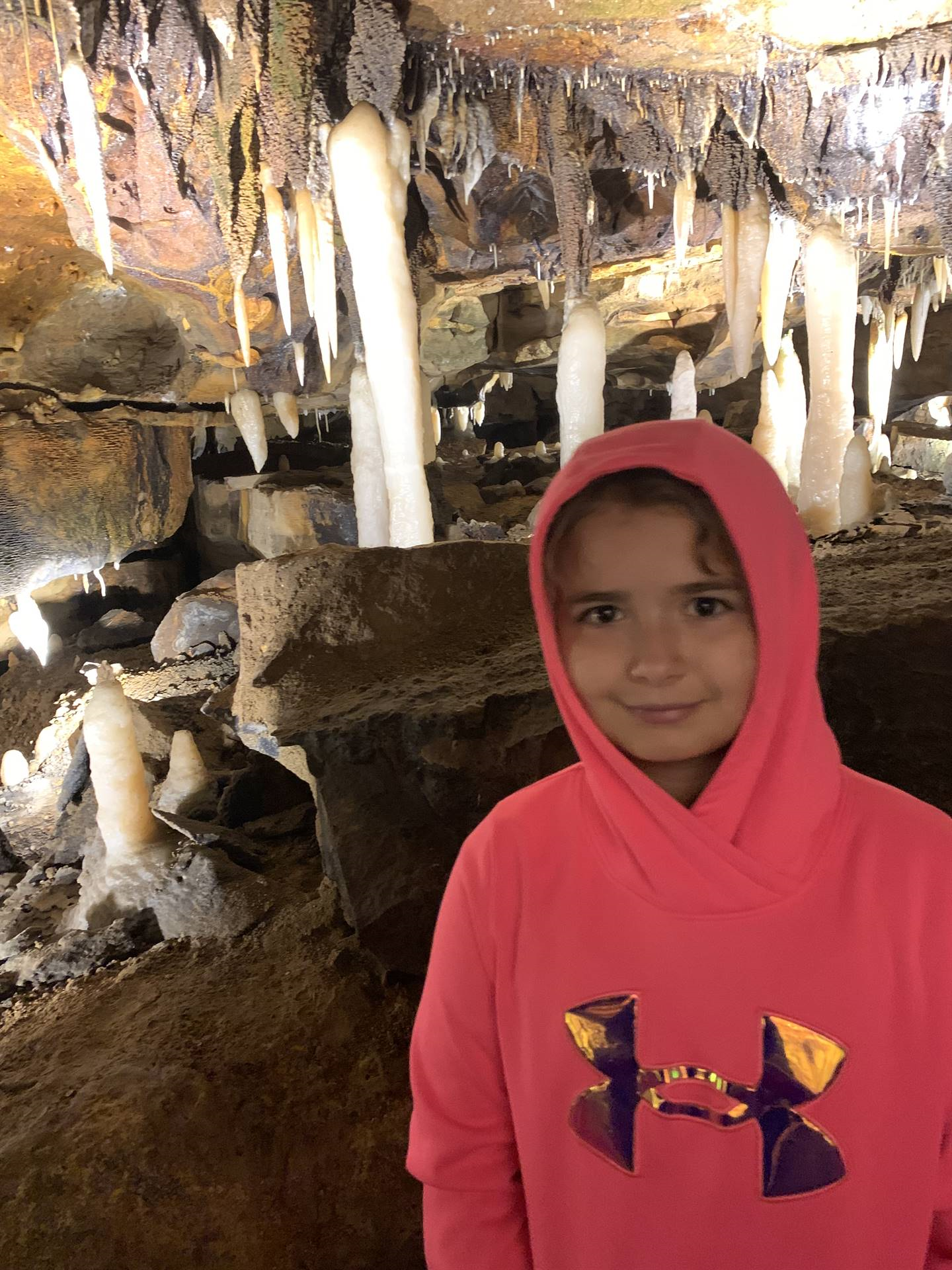 Ohio Caverns field trip, fossils and student