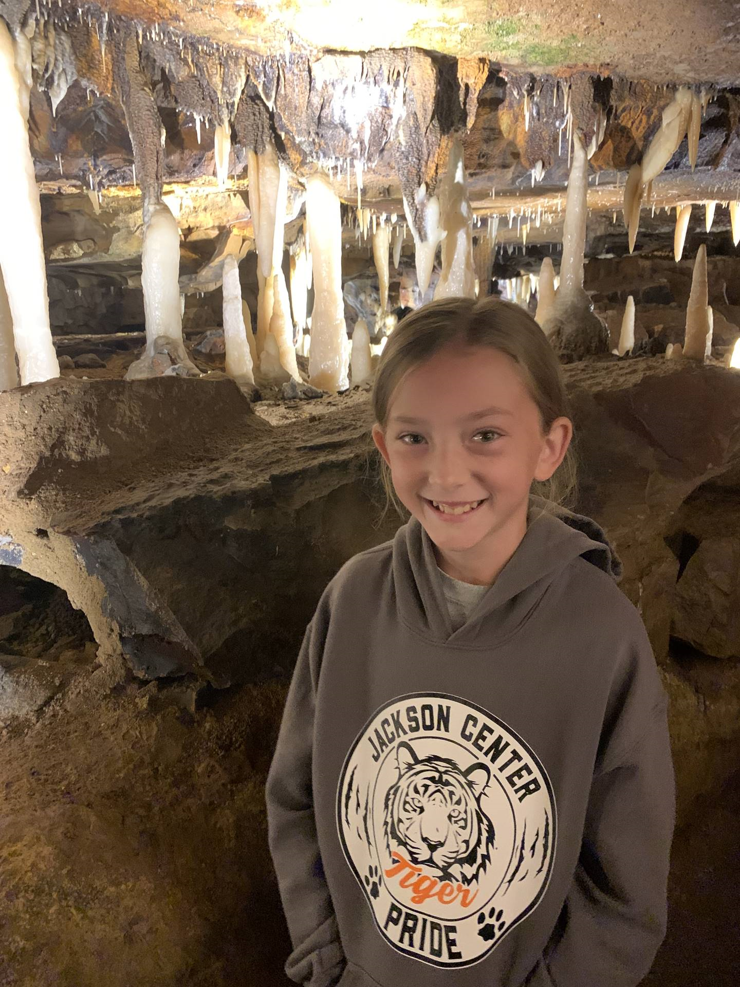 Ohio Caverns field trip, fossils and student