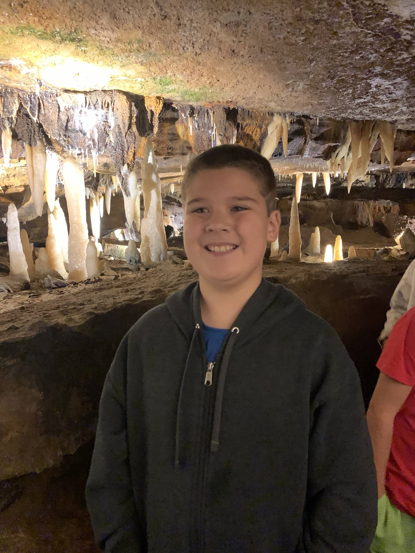 Ohio Caverns field trip, fossils and student