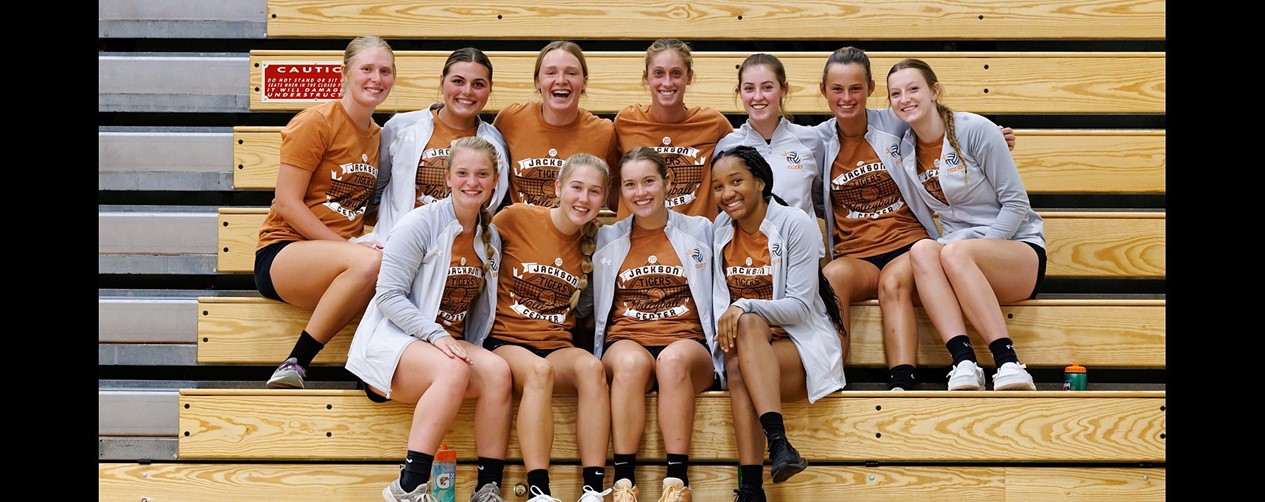 HS Volleyball Team