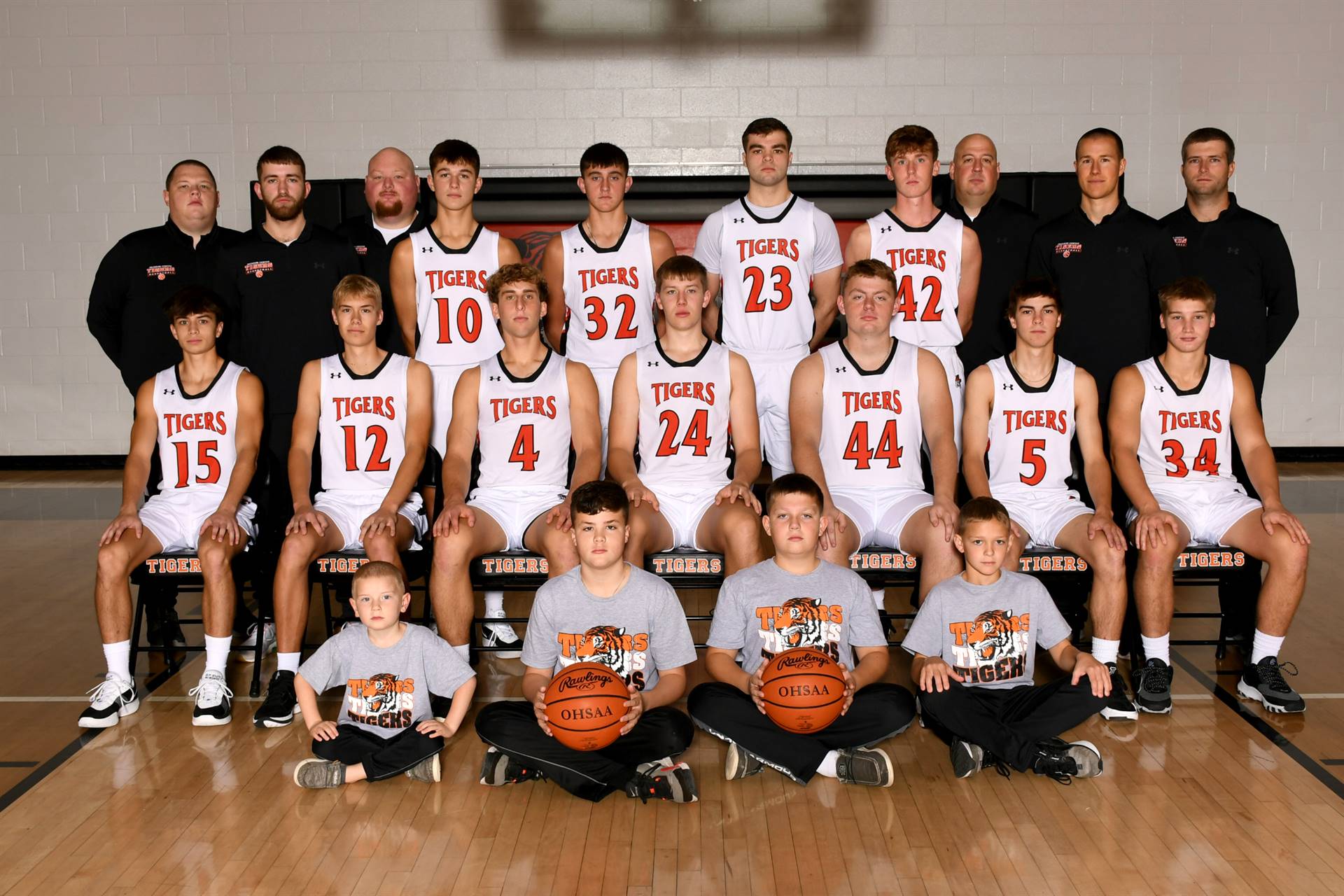 Varsity Boys Basketball Team 