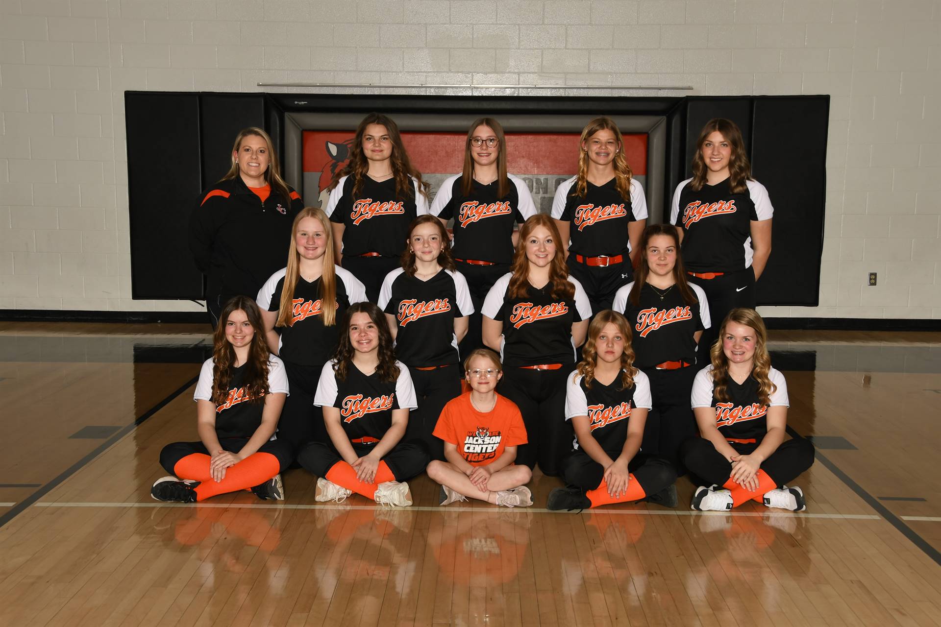 jv girls softball team