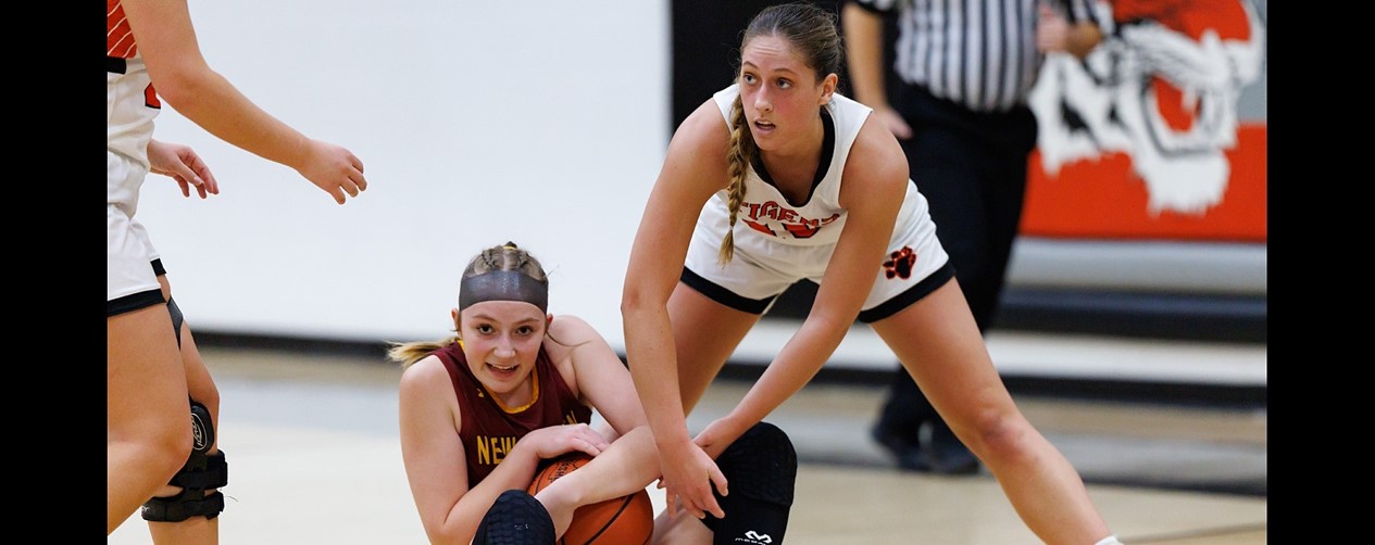 high school girls basketball players