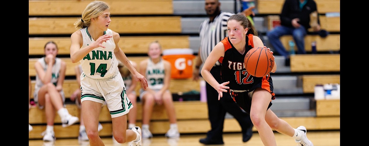high school girls basketball game