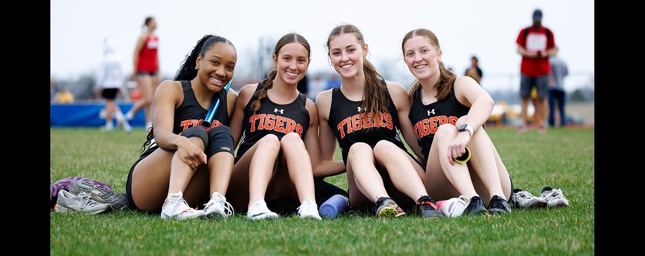 Varsity Track Girls